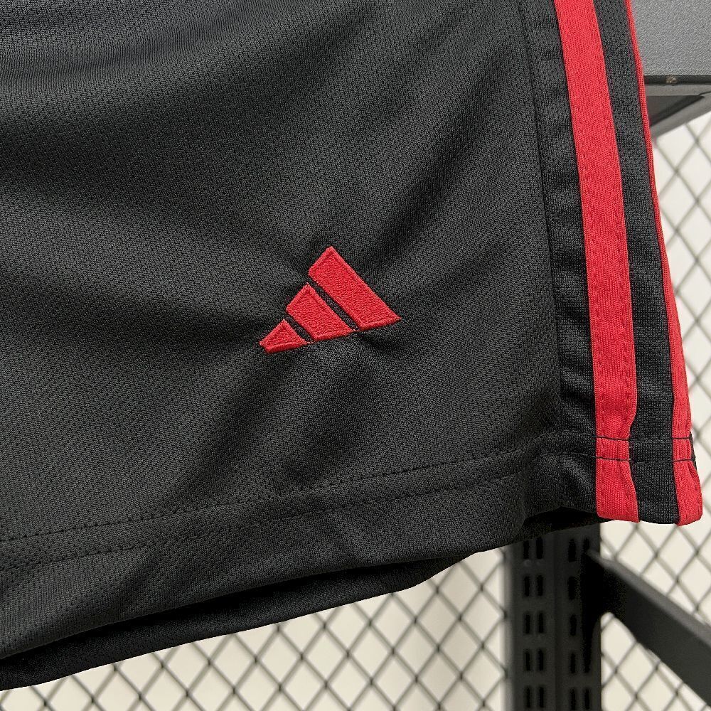 25-26 Liverpool Away Kids Kit